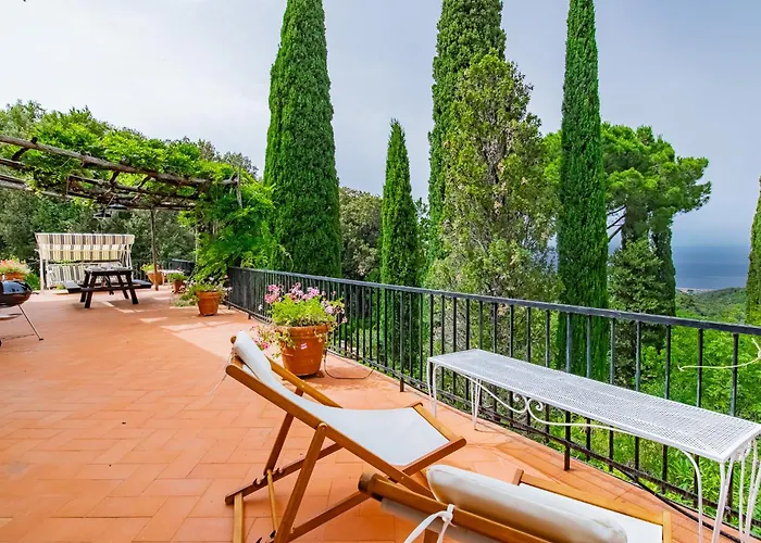 Tenuta Bussadori - Casa Del Maresciallo * Poggio (Livorno)